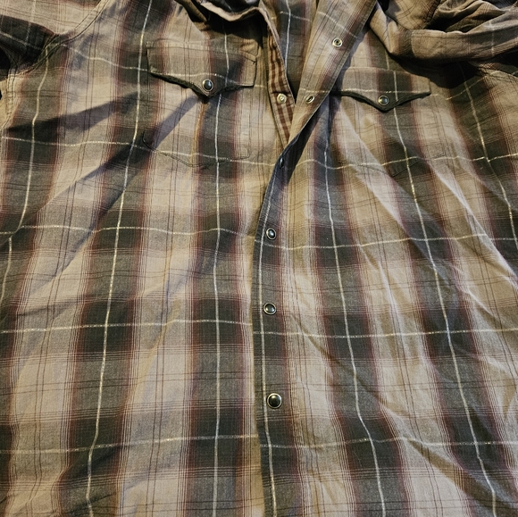 Brooks and Dunn button up - Picture 2 of 9